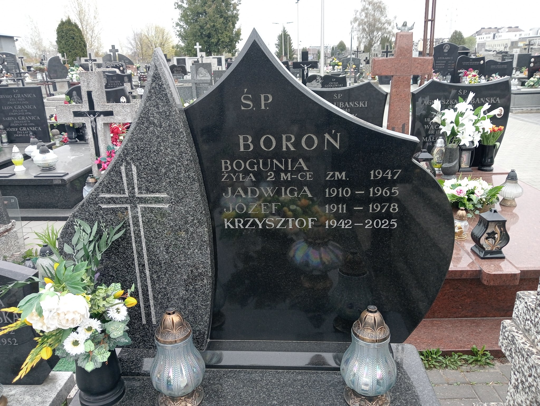 Krzysztof Boroń 1942 Ząbki Św. Trójcy - Grobonet - Wyszukiwarka osób pochowanych