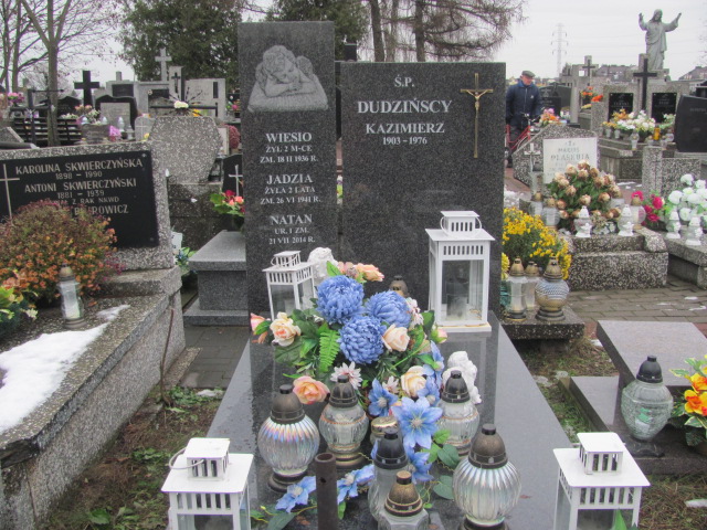 Grób Kazimierz Dudziński