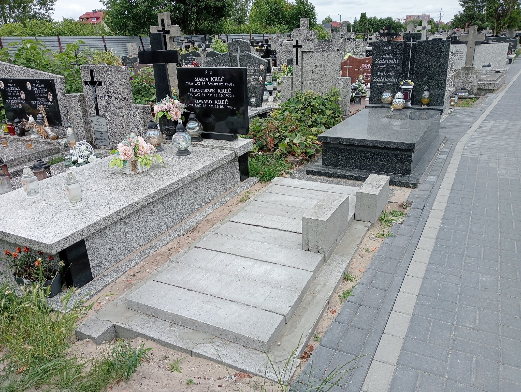 Adam Gładysiak 1954 Ząbki Św. Trójcy - Grobonet - Wyszukiwarka osób pochowanych