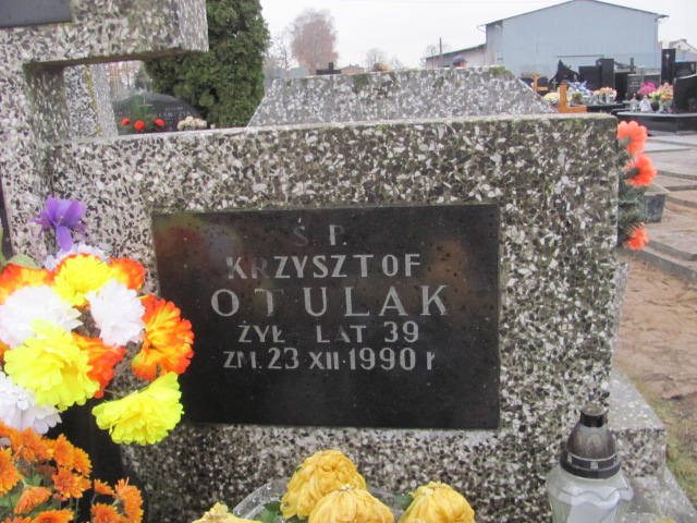 Krzysztof Otulak Ząbki Św. Trójcy - Grobonet - Wyszukiwarka osób pochowanych