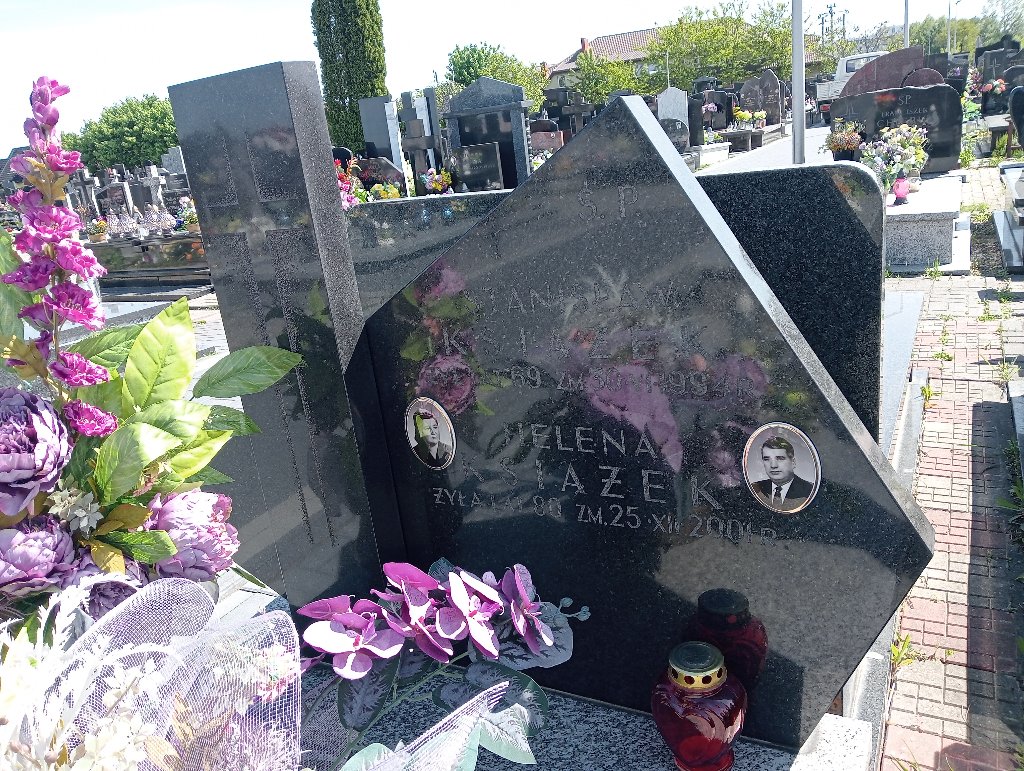 Helena Książek  Ząbki Św. Trójcy - Grobonet - Wyszukiwarka osób pochowanych