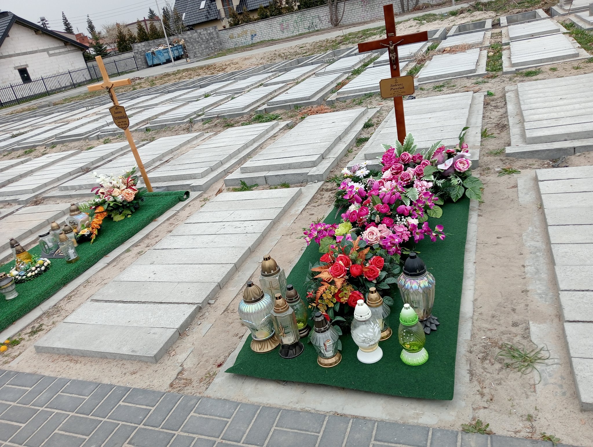 Grób Tadeusz Pawluk